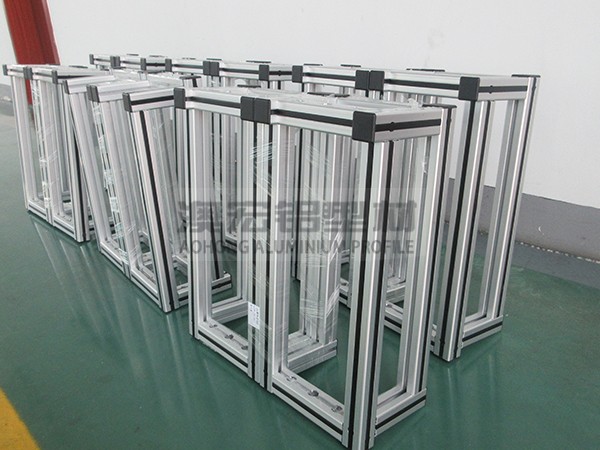 鋁型材打造的光纜設備機架：輕韌相承，穩固護航