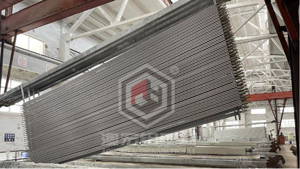 工業(yè)鋁型材表面處理有哪幾種？